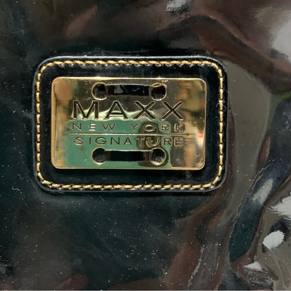 Maxx New York gorgeous faux